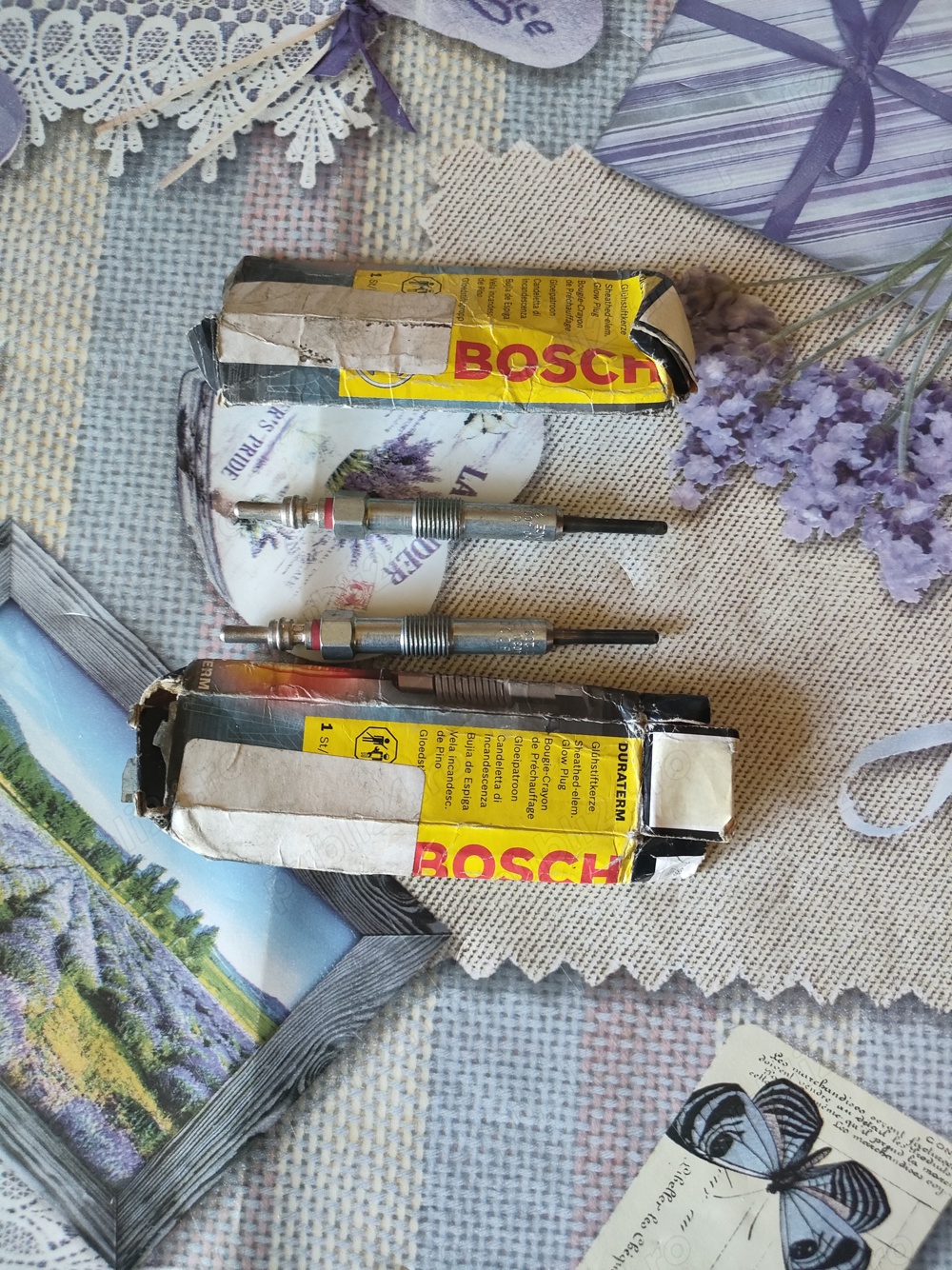 Bujii Bosch, 2 buc, preț per bucata 70 lei.