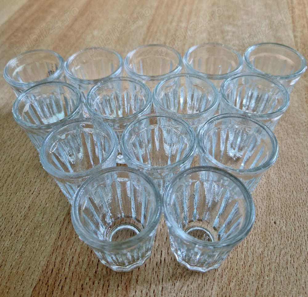 14 pahare mici sticla shot   tarie