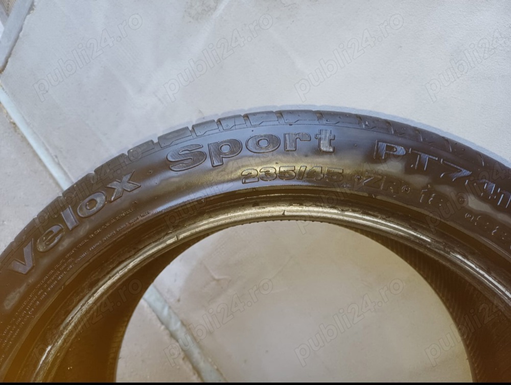 Vând ANVELOPE DE VARA 2 bucati . 235/45 R18 ! VELOX SPORT ! DOT 2020!400 Lei !