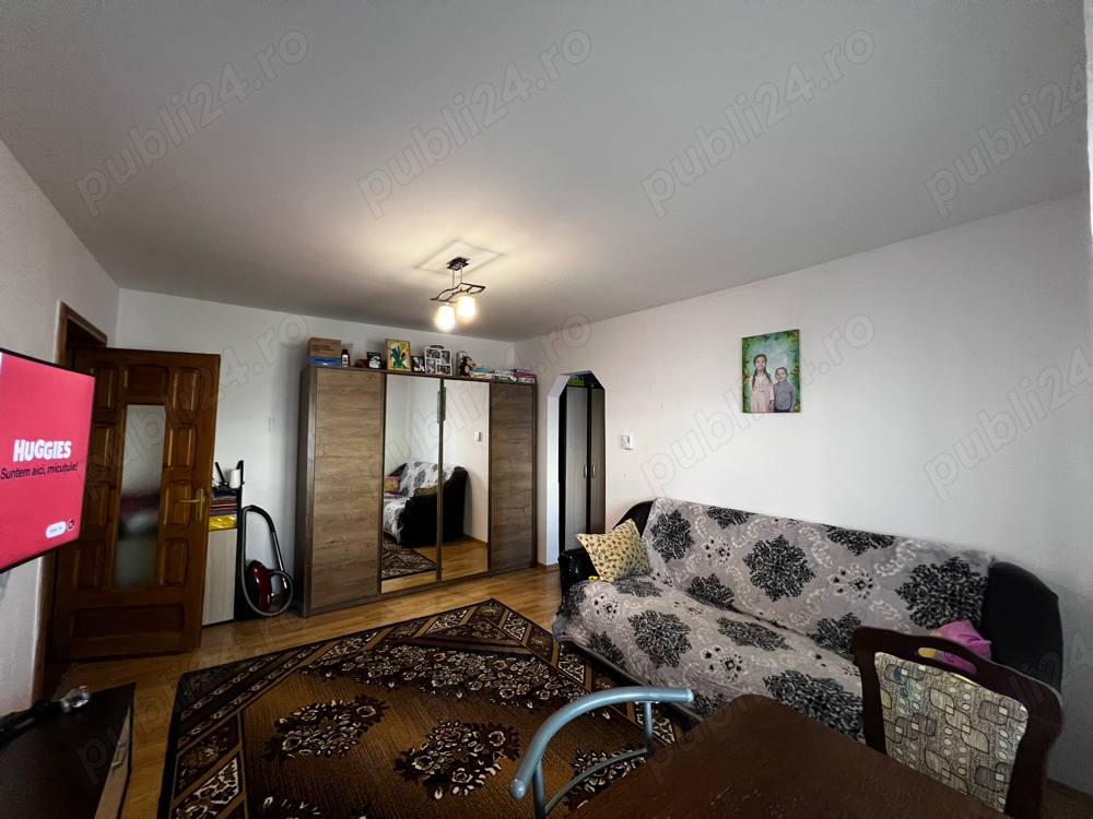 Apartament 2 camere, semidecomandat