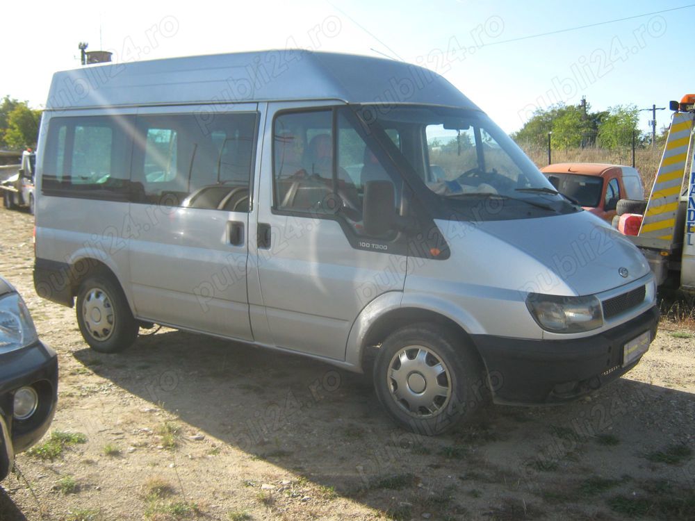 Autoturism Ford Transit 2.0 tdci 9 locuri klima