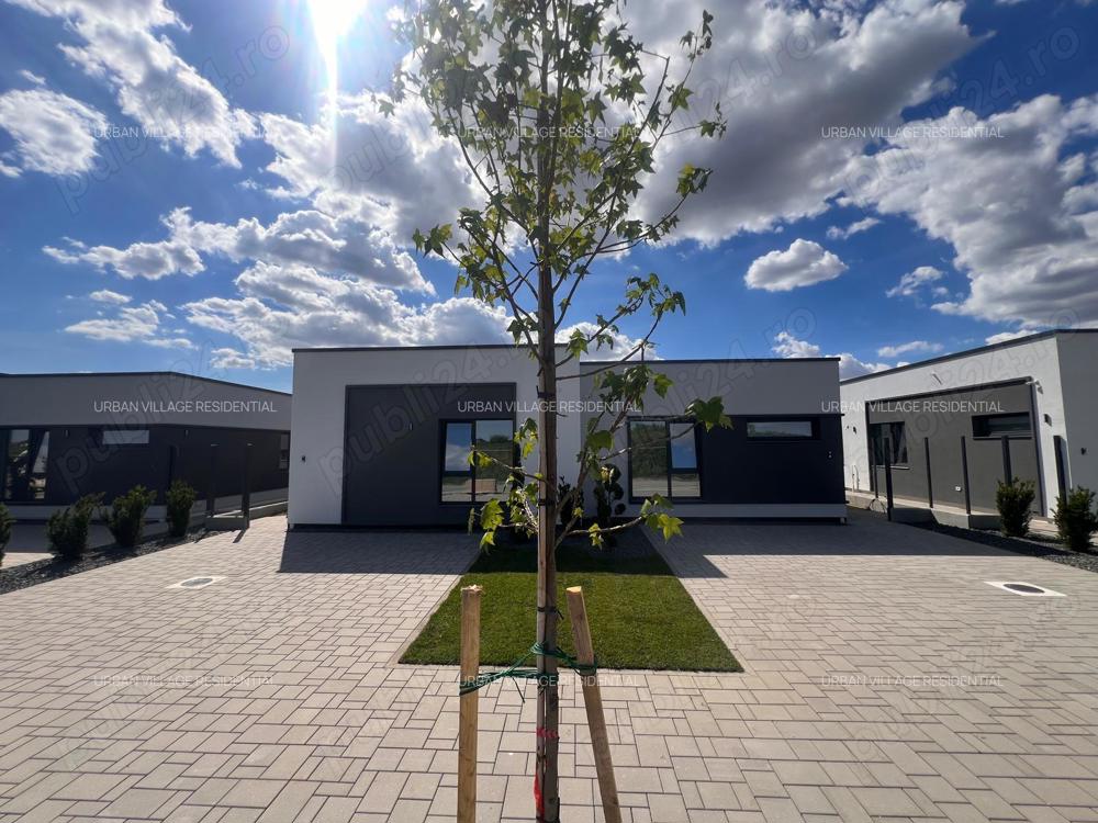 Duplex pe parter Mosnita Noua str Birda 