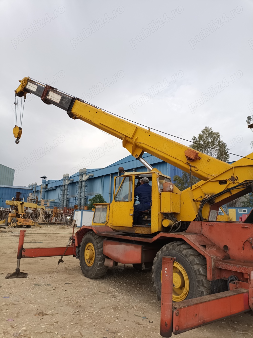 Vand automacara LIebherr LTM 1030 30 to