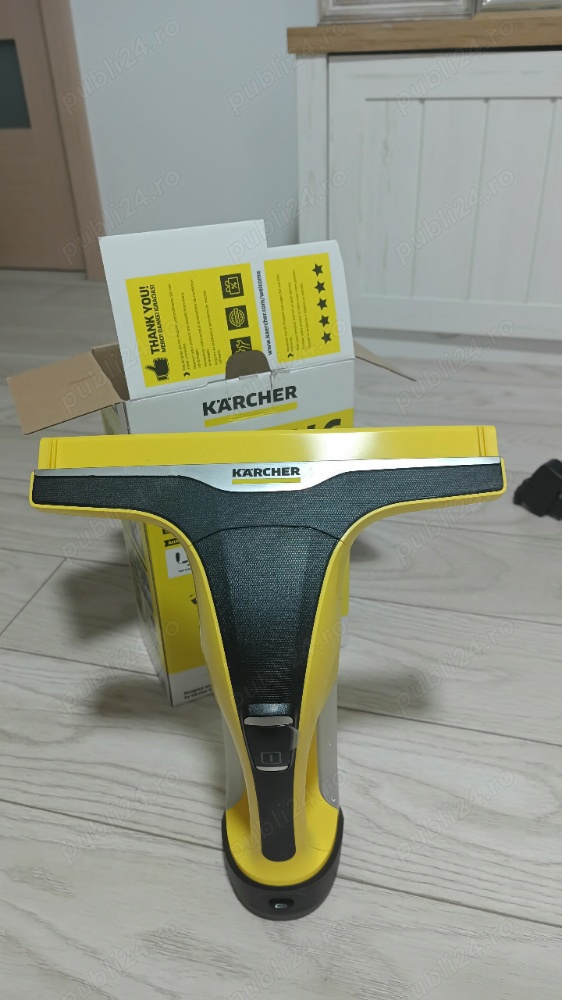 Aspirator geamuri Karcher