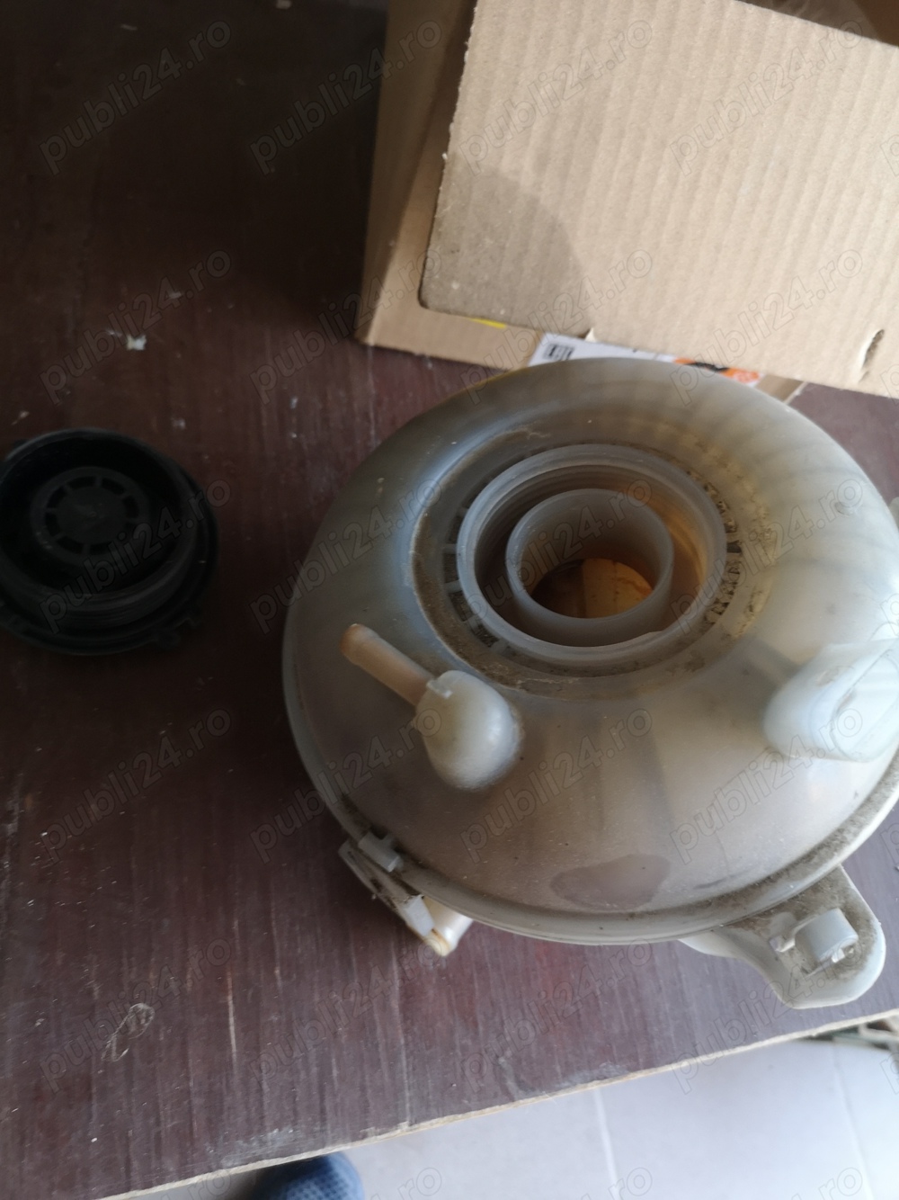 Vînd vas expansiune vw pasat b8-golf 7 motor diesel original