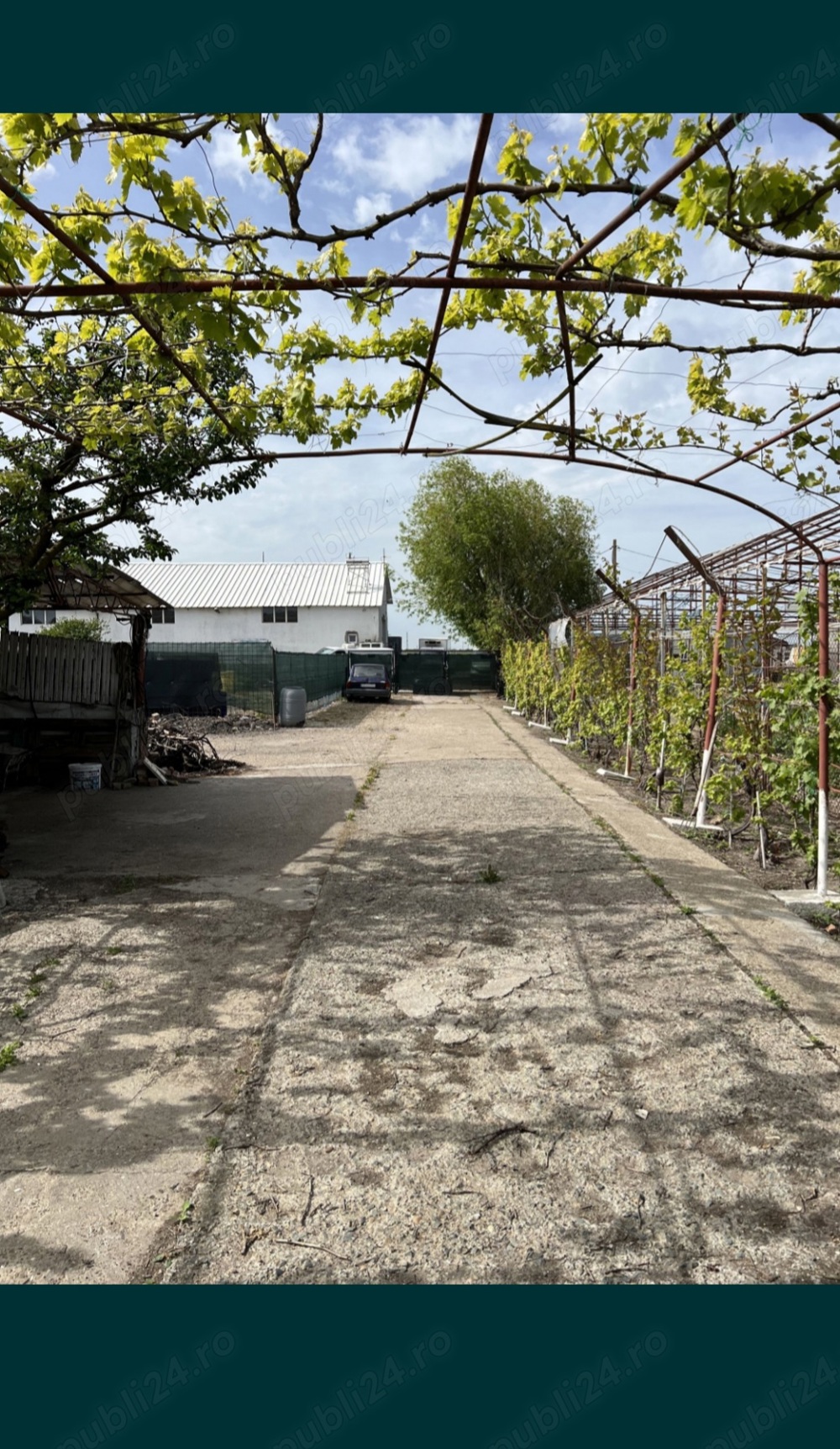 Vand Inchiriez hala+curte+birou