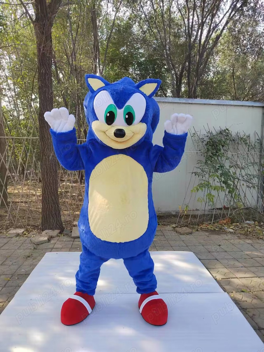 Costume Cosplay Mascote Sonic si prietenului Sonic Tails galben, evenimente, petreceri sau carnaval
