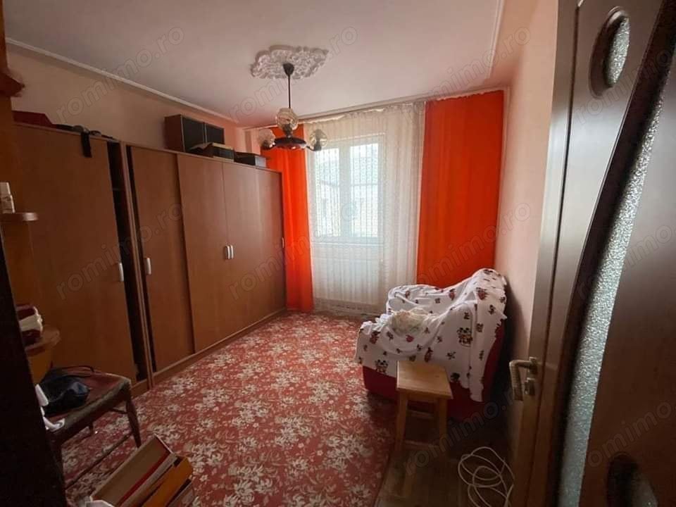 De vanzare 2 camere zona Posta Mare 39800 euro