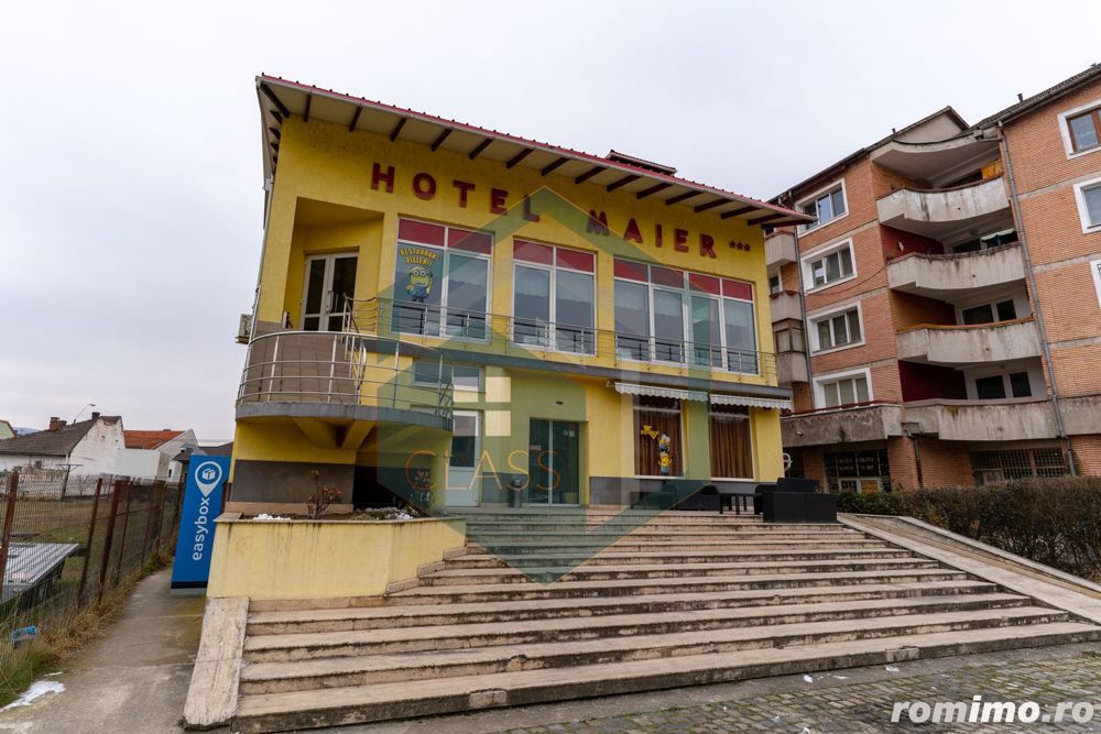 Hotel / Pensiune cu 32 camere-vanzare in Hunedoara,  zona Centrala