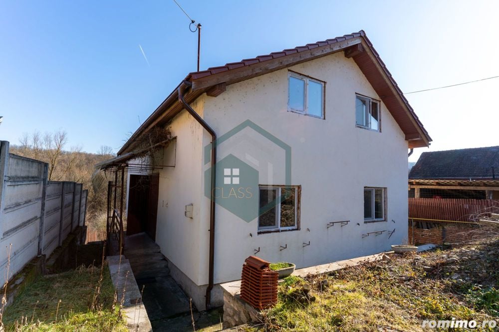 Casa cu 5 camere de vanzare, Rapas, jud. Hunedoara