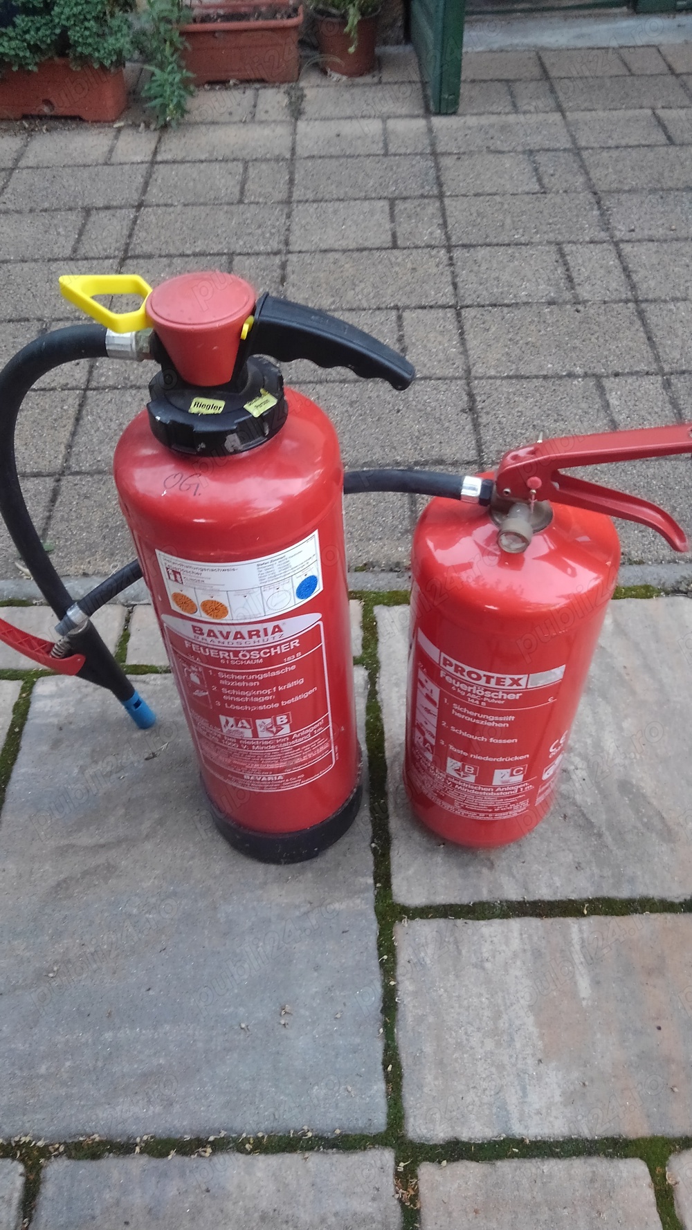 Stingatoare cu spuma-6litri sau pulbere-6kg