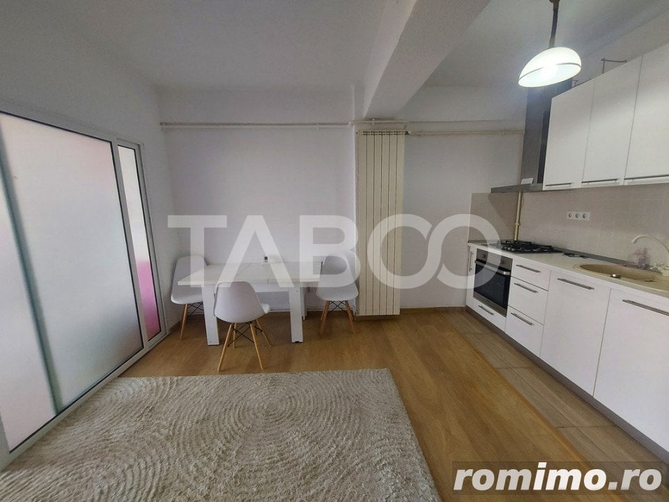 Apartament decomandat de vanzare 2 camere balcon Doamna Stanca