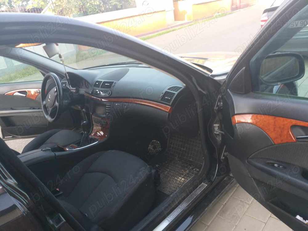 Mercedes E220 Mercedes E220