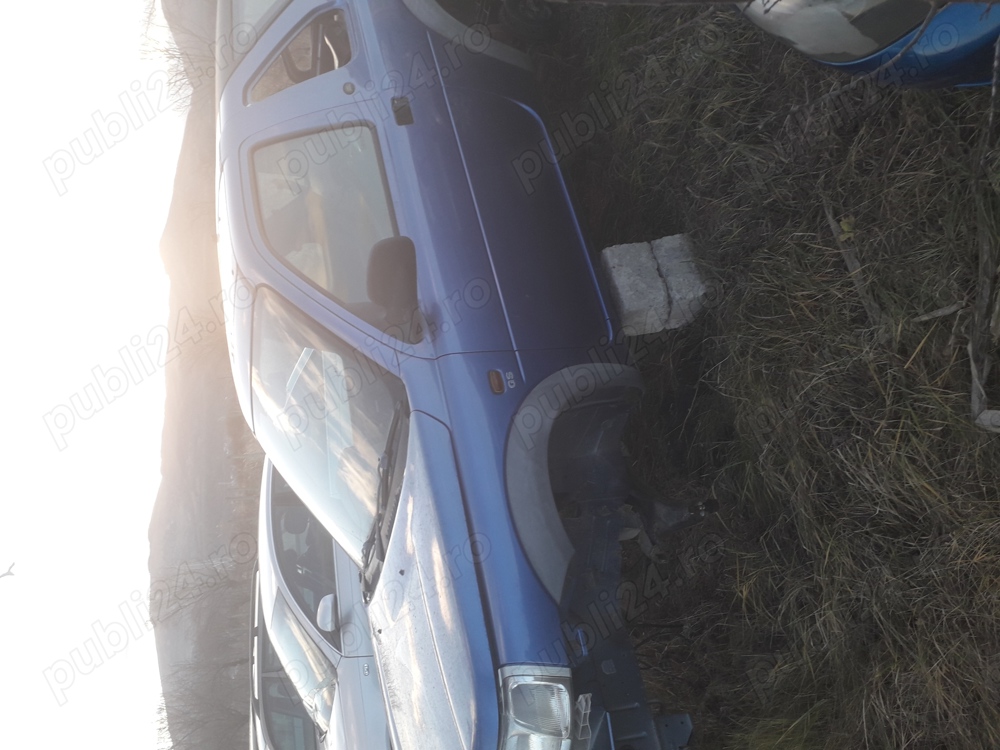 Dezmembrez land rover frylander