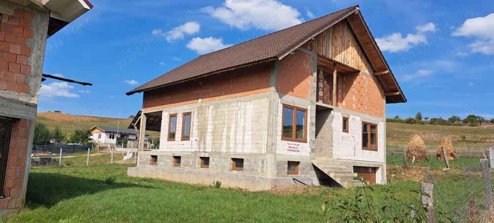 Oportunitate!  Casa semifinisata si 7 arii pamant ! Sigmir, Bistrita Nasaud 