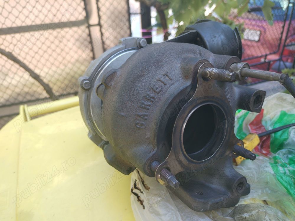 Turbo suflanta Garrett GTA1549LV pt. Laguna 3 2.0 DCI, provine din dezmembrari