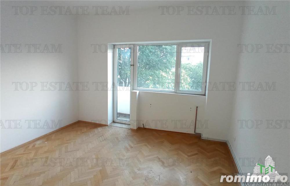 Apartament 3 camere de vanzare, zona Armeneasca