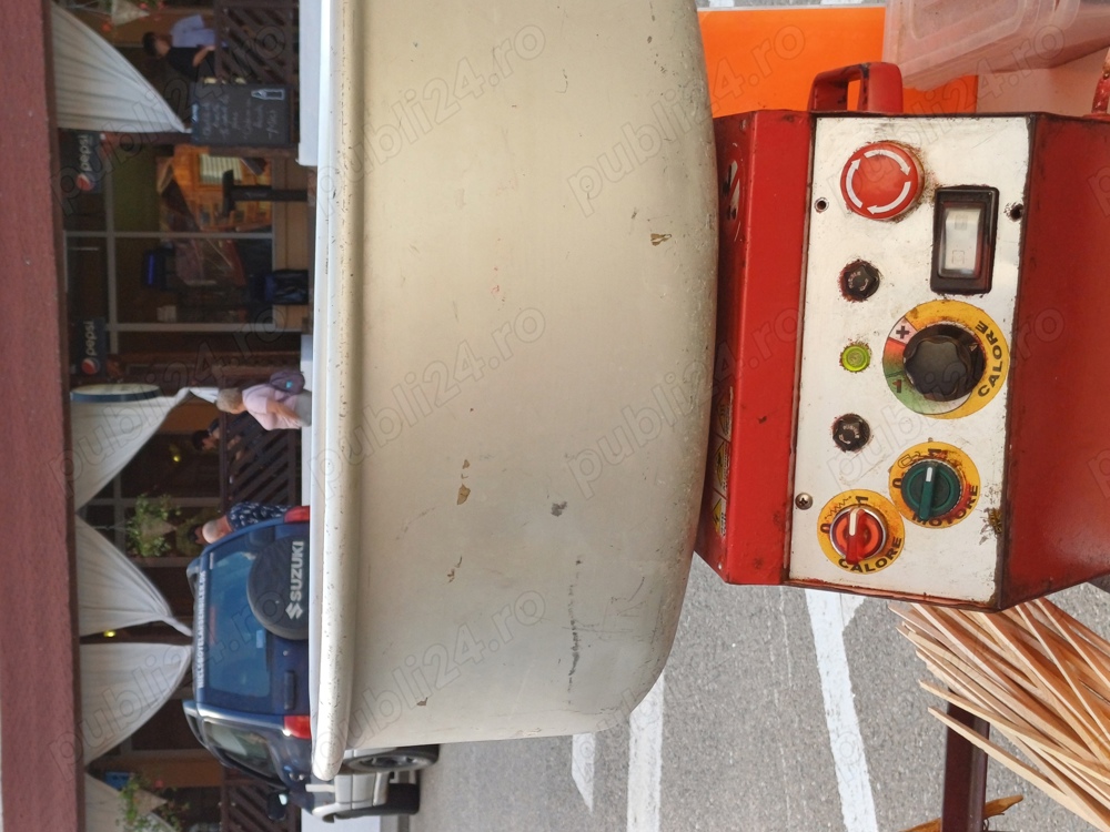 Mașina vata zahăr profesionala.