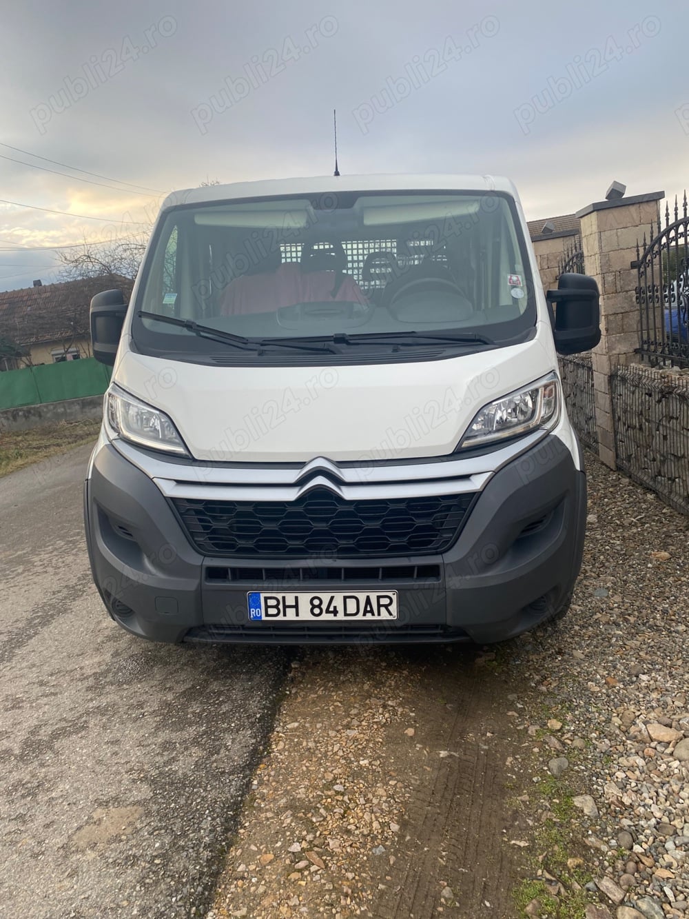 Vând Citroen Jumper.