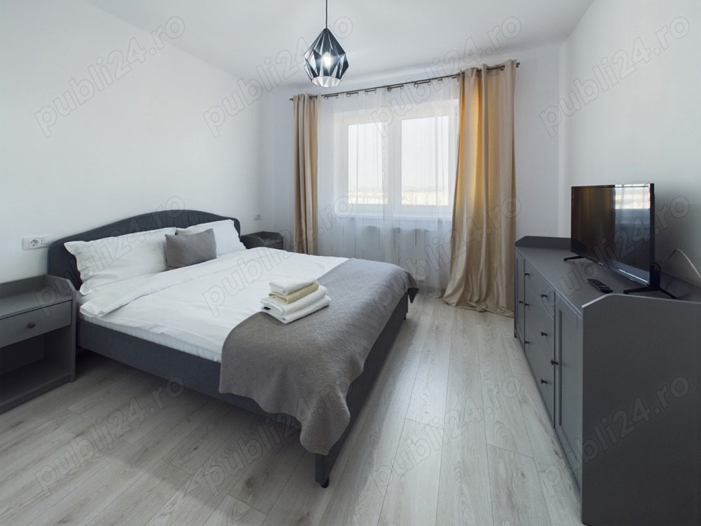 cazare Brasov regim hotelier, apartament cu 2 camere in zona Coresi Mall