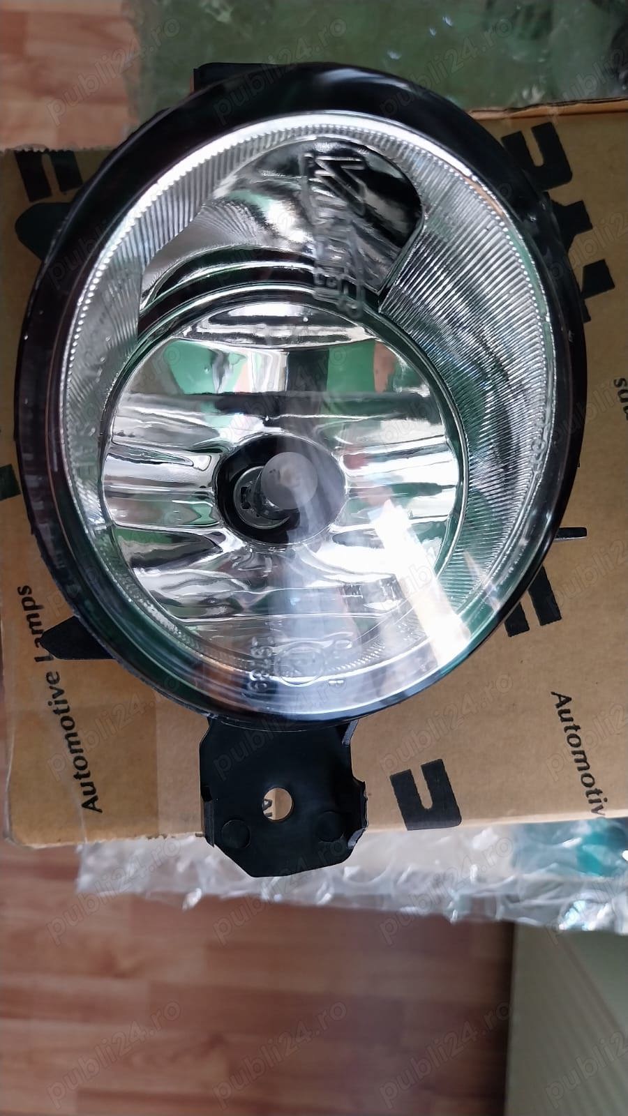 proiector/ lampa ceata stanga BMW