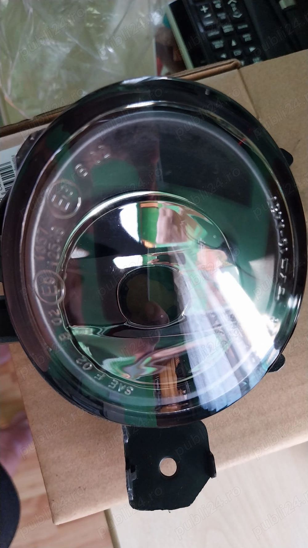 proiector/lampa ceata dreapta Bmw