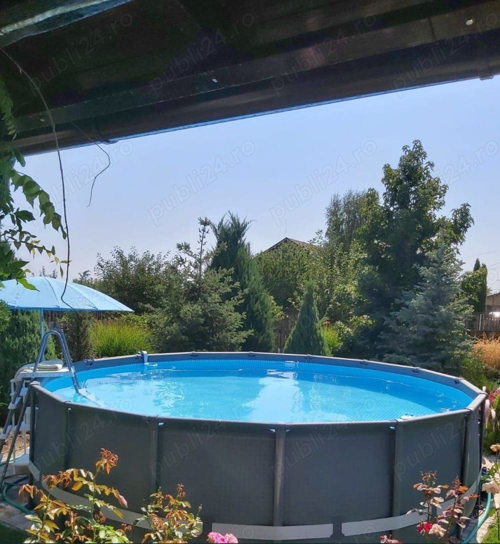 Vând piscină supraterana gonflabilă,  pompă noua , scara , cu toate accesoriile incluse
