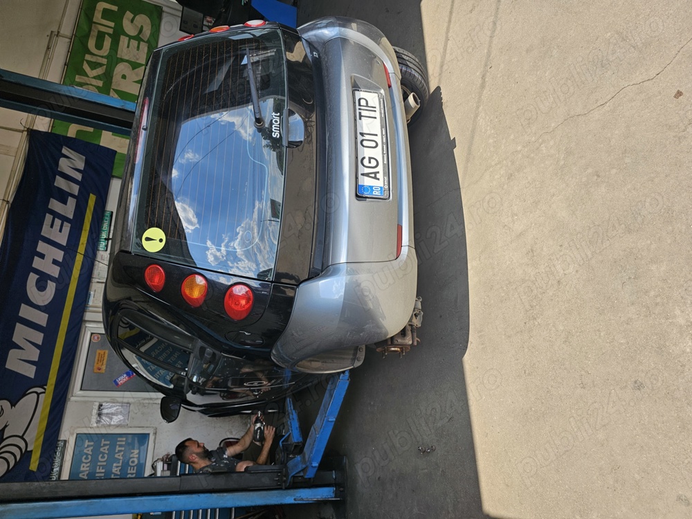 Dezmembrez smart forfour 2005 