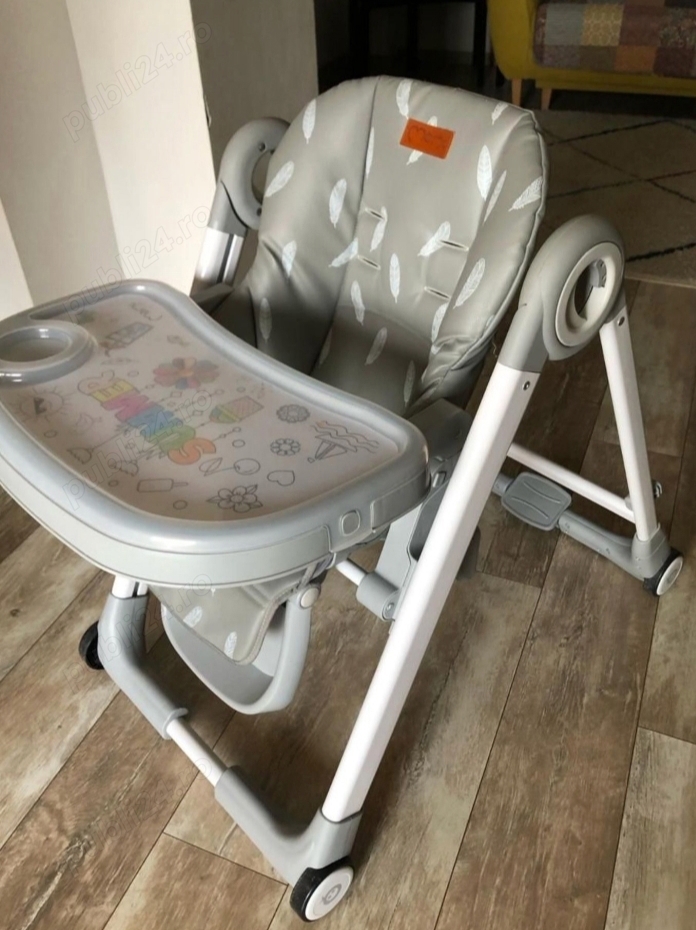 vand scaun pt copii de luat masa MOMO