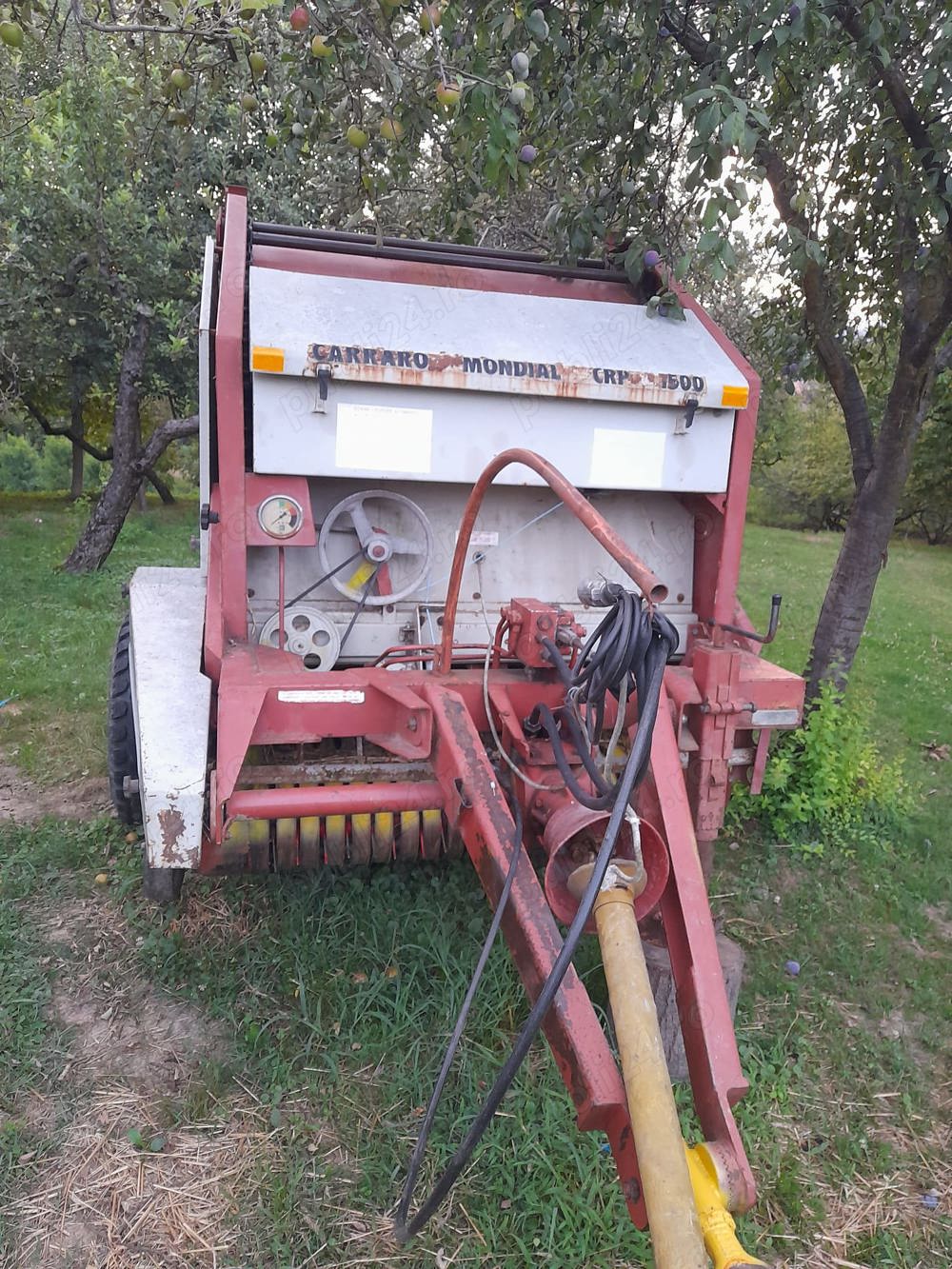 Presa baloti rotunzi Carraro Mondial CRP1500