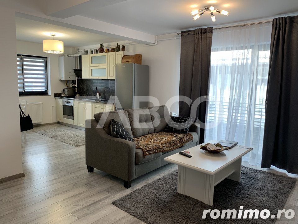 Apartament de vanzare cu 2 camere 52 mp utili mobilat Calea Cisnadiei