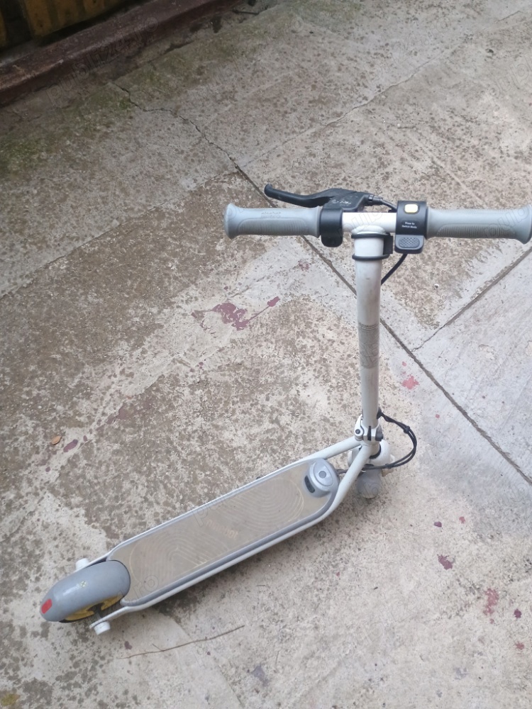 Trotinetă electrică Ninebot pentru copii de vanzare