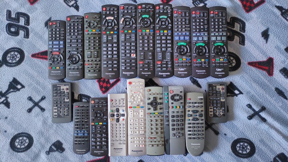 Vand telecomenzi PANASONIC