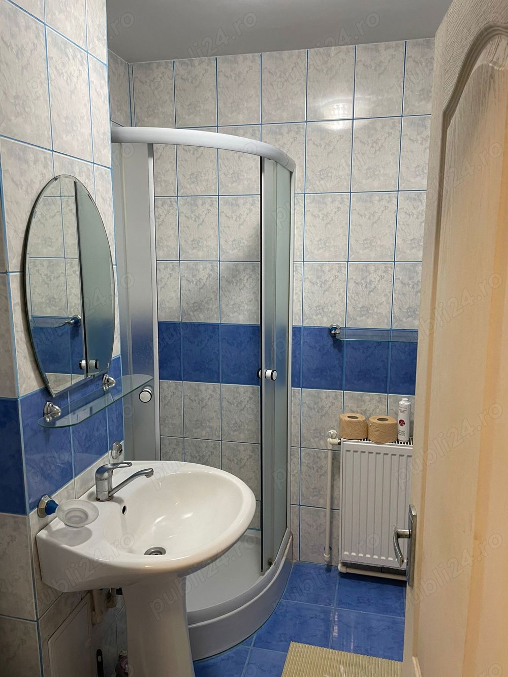 Garsoniera (Gaze Trase) Casa Cărții Etaj 3 din 4