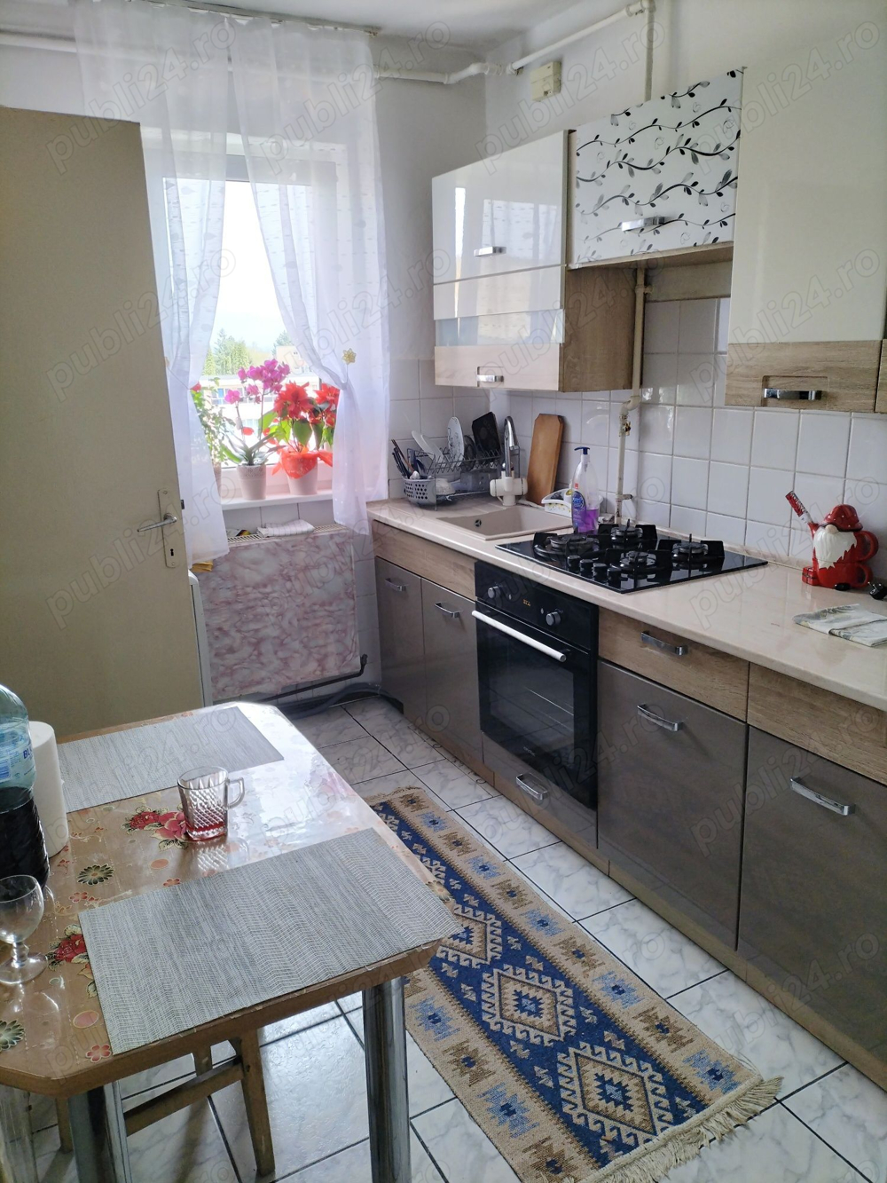 Apartament de 2 camerere zona Astra