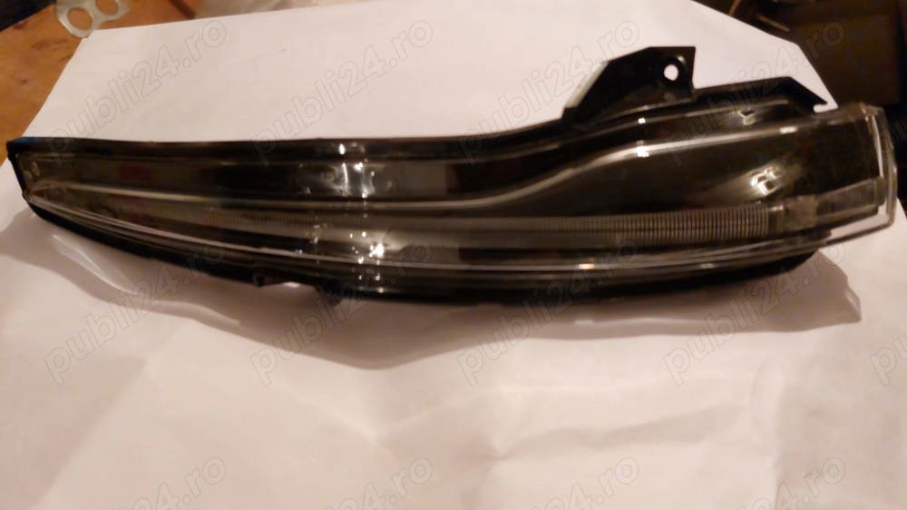 Semnalizator oglinda stânga mercedes  A 0999067101