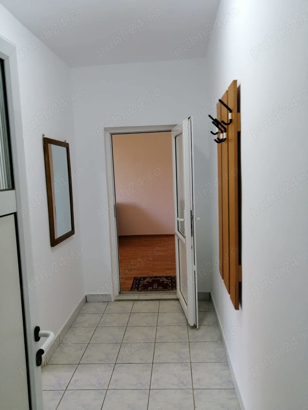 Vand apartament 2 camere Comuna Sandra