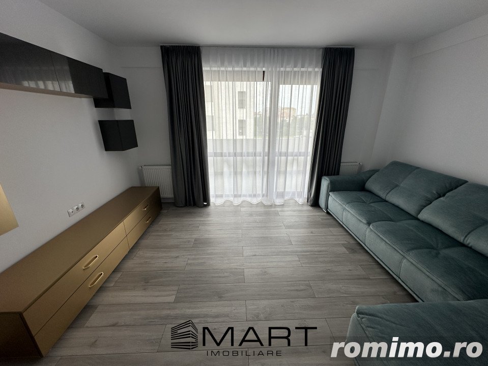 Apartament bloc nou,2 camere, etaj 3 cu lift,  loc de parcare zona Doamna Stanca