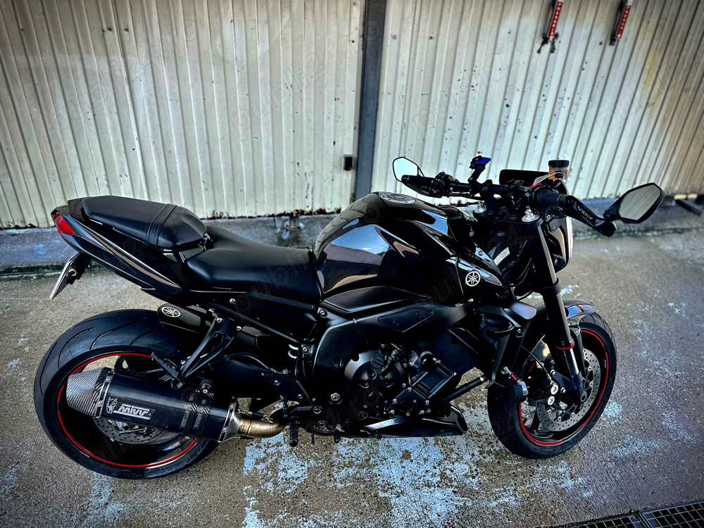 Yamaha FZ1 N All Black