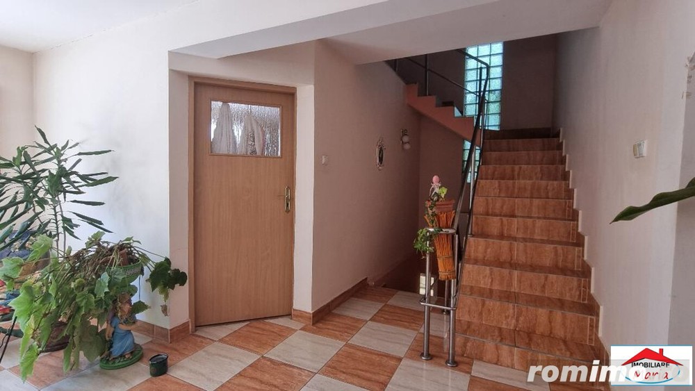 Casa cu subsol, parter, mansarda in zona Dara ( ID 22889)