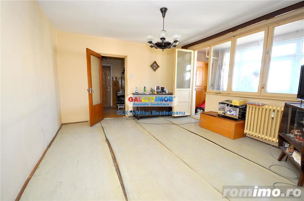 Vanzare apartament 3 camere in zona  Tei