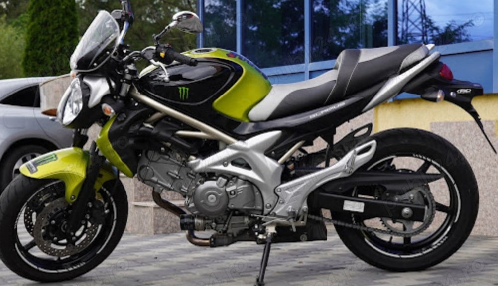 Vand Suzuki Gladius (SFV 650)