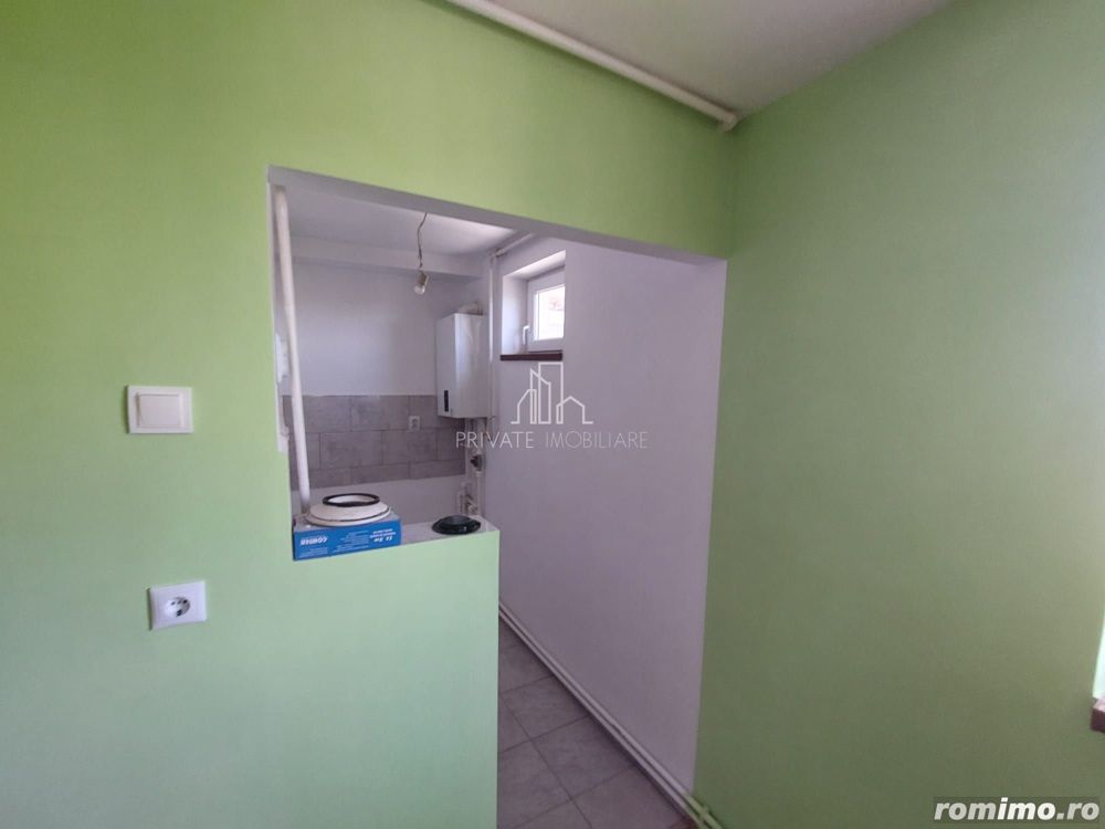 Apartament 2 Camere , De Vanzare, Strada Ady Endre , Rovinari