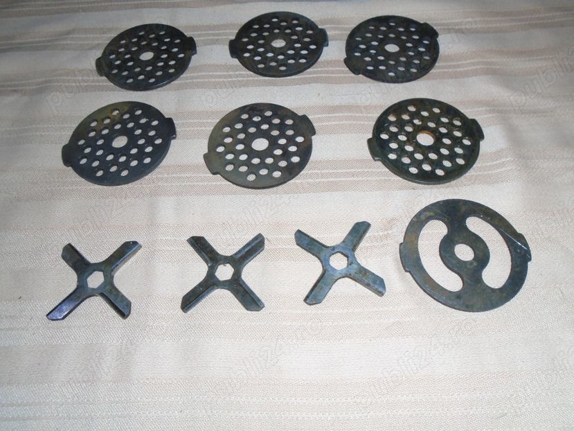 Site si cutite pentru masina de tocat carne