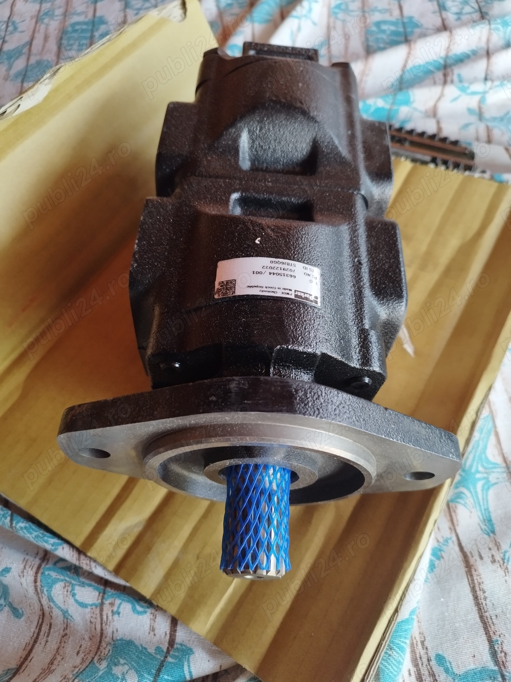 Pompă hidraulică buldoexcavator mf,fermec