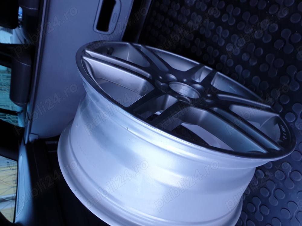 Janta Mercedes / 17  A204 401 4502