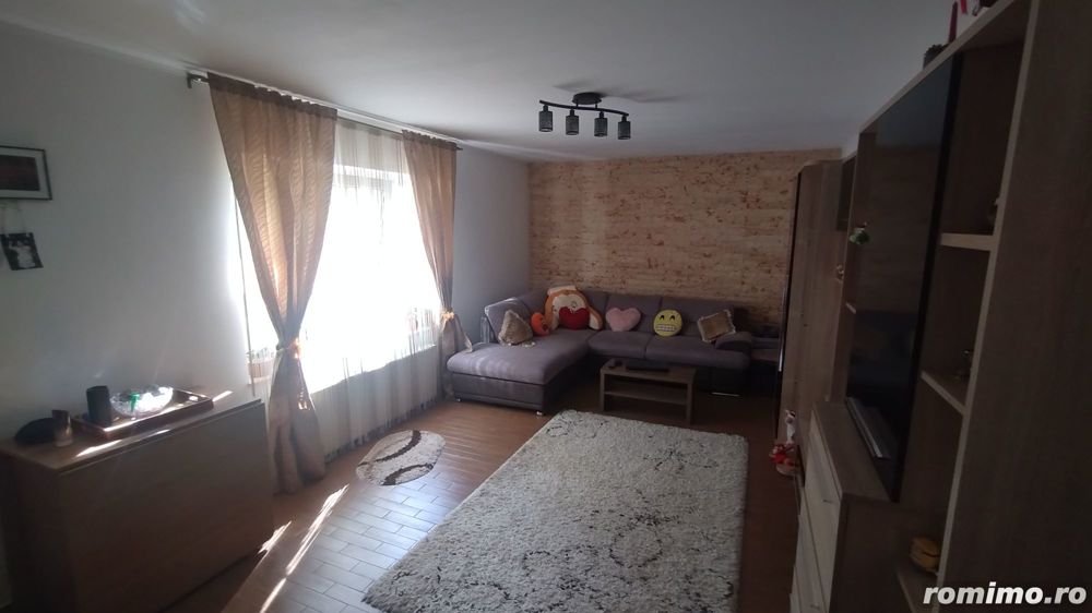 Casa Km 4-5 doua familii