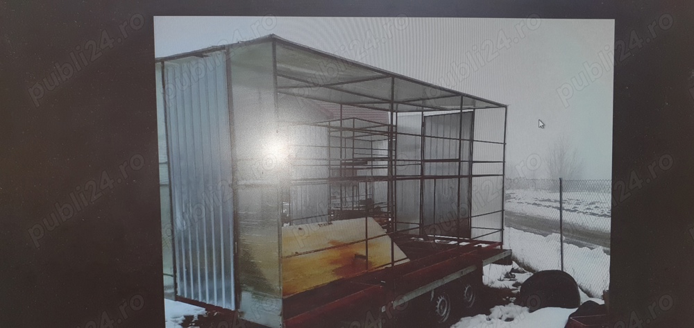 Vand schimb cu teren rulota sau diverse 2 pavilioane apicole 