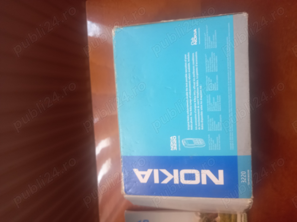 Vând telefon Nokia 3220, în stare buna de functionare