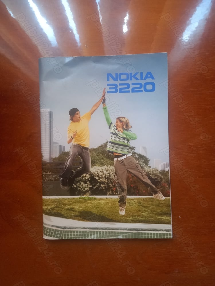 Vând telefon Nokia 3220, în stare buna de functionare